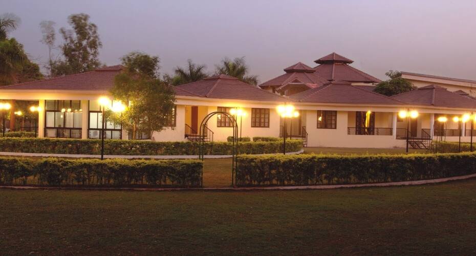 Greenarth Lake View Resort, Thane 5